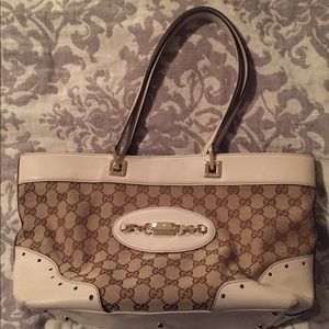 Gucci white leather handbag